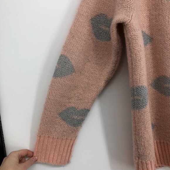 Torrid Pink Silver metallic Lip Print fuzzy Crewneck sweater size 2X - Picture 14 of 16